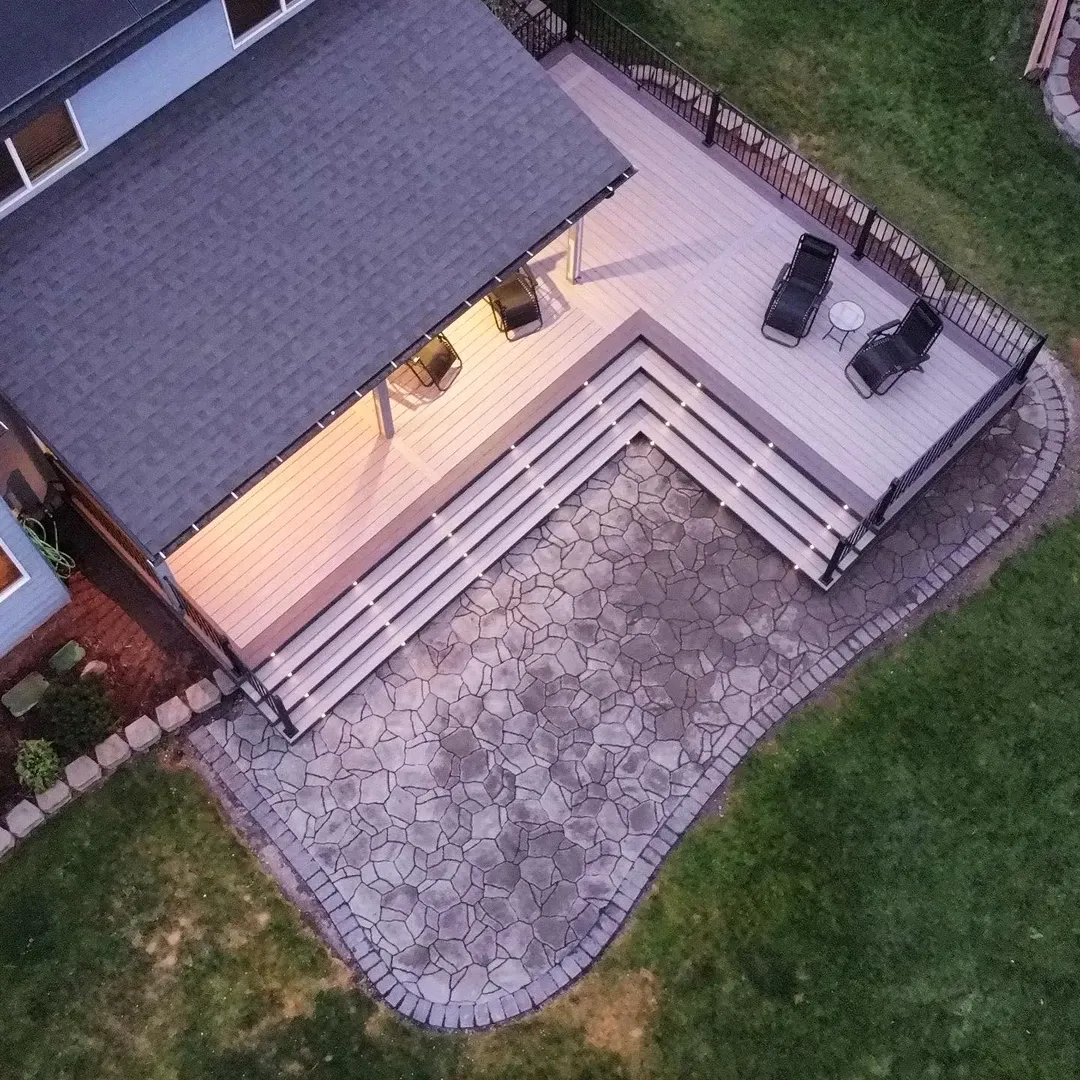 Completed deck project by Dynamic Decks, Spokane region