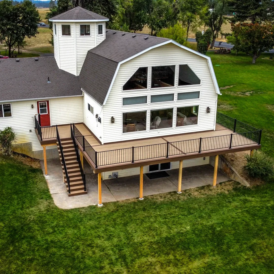 Completed deck project by Dynamic Decks, Spokane region